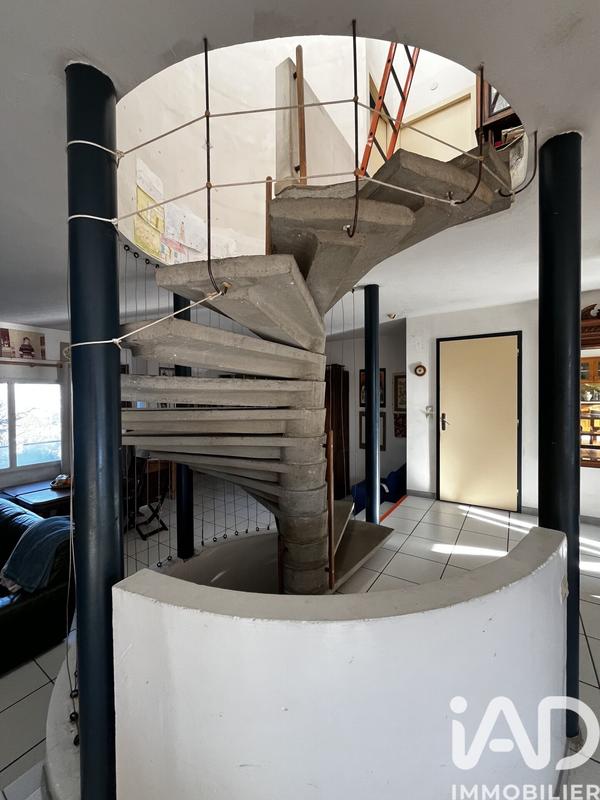 Maison - 160 m² - 8 pièces