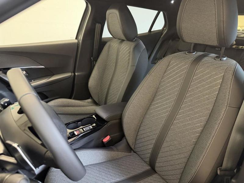 Peugeot 2008 II Hybrid 145 e-Dcs6 Envy