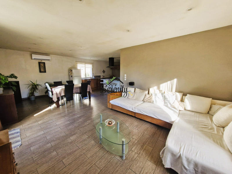 Maison - 110 m² - 5 pièces