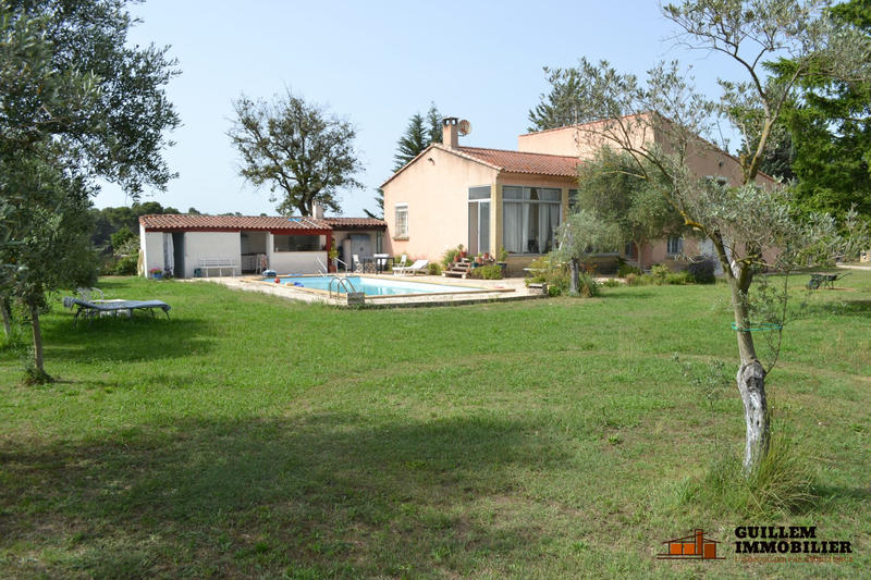 Maison traditionnelle - 172 m² - 6 pièces