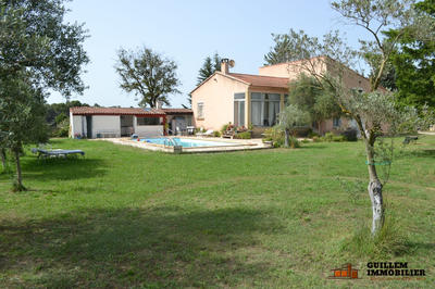 Maison traditionnelle - 172 m² - 6 pièces