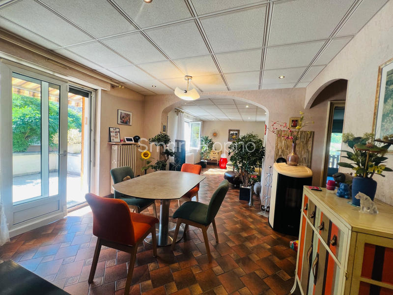 Maison - 92 m² - 5 pièces