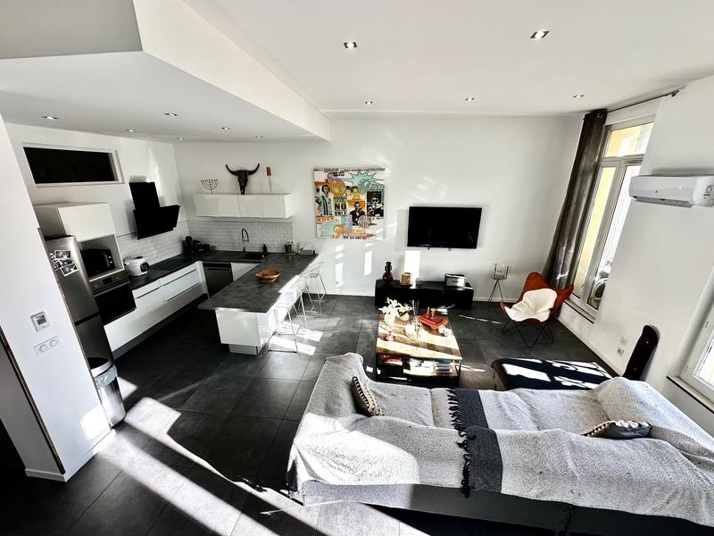 Appartement - 64 m² - 2 pièces