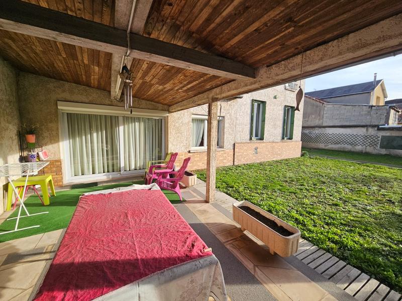 Maison - 180 m² - 6 pièces