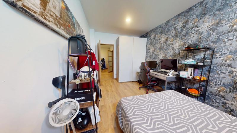 Maison contemporaine - 291 m² - 9 pièces