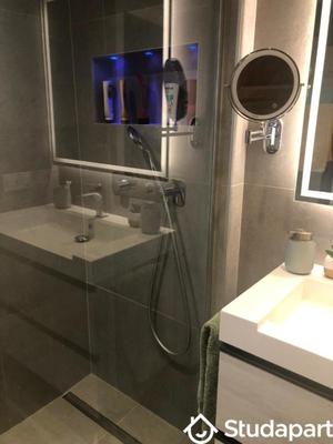 Appartement - 80 m² - 4 pièces