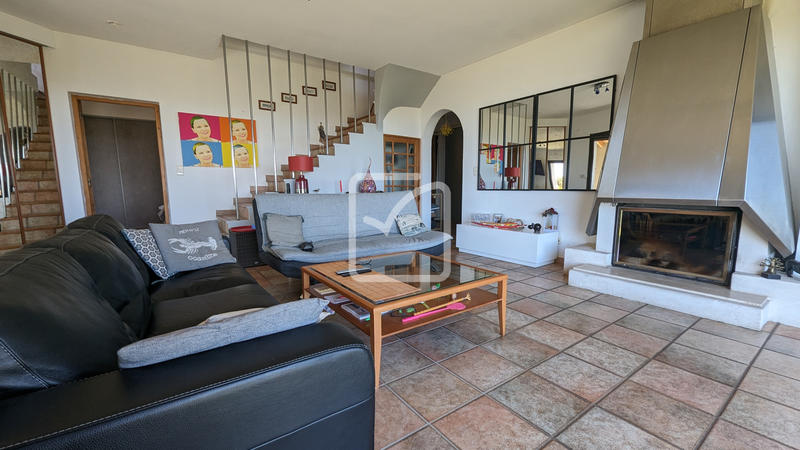 Propriété - 170 m² - 5 pièces