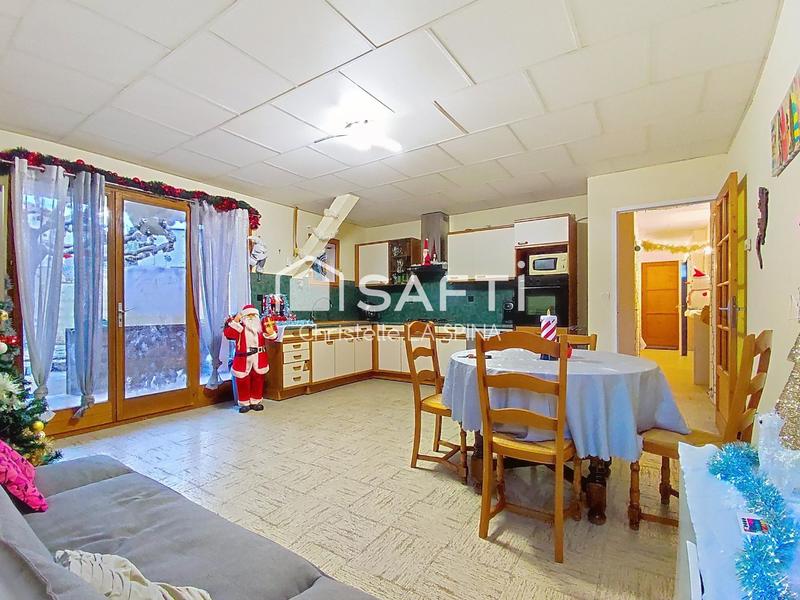 Maison - 150 m² - 7 pièces