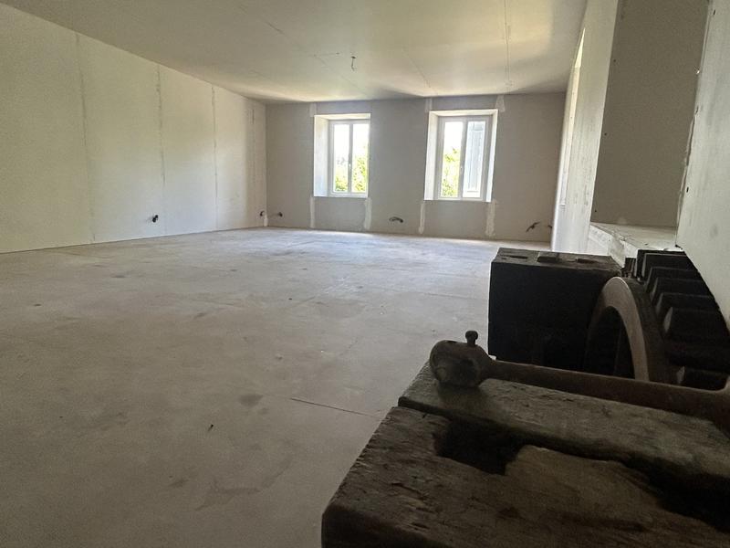 Maison - 290 m² - 12 pièces