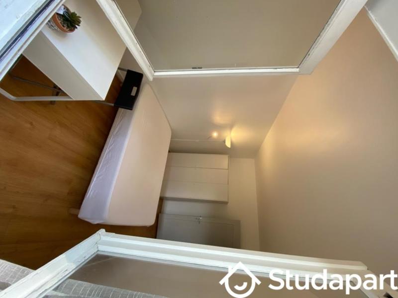 Chambre - 13 m² - 1 pièce