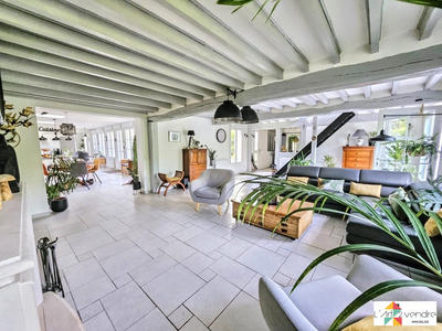 Maison - 182 m² - 6 pièces