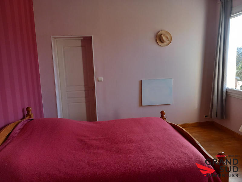 Maison - 200 m² - 7 pièces