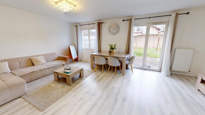 Maison - 107 m² - 5 pièces