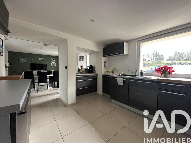 Maison - 96 m² - 6 pièces