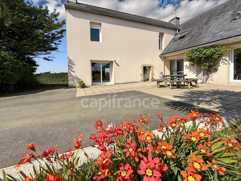 Maison - 173 m² - 7 pièces