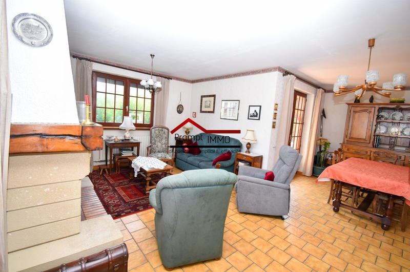 Maison - 142 m² - 8 pièces