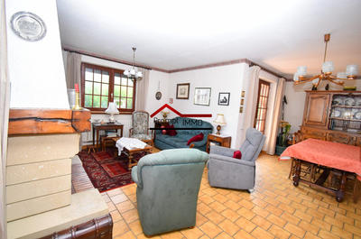 Maison - 142 m² - 8 pièces