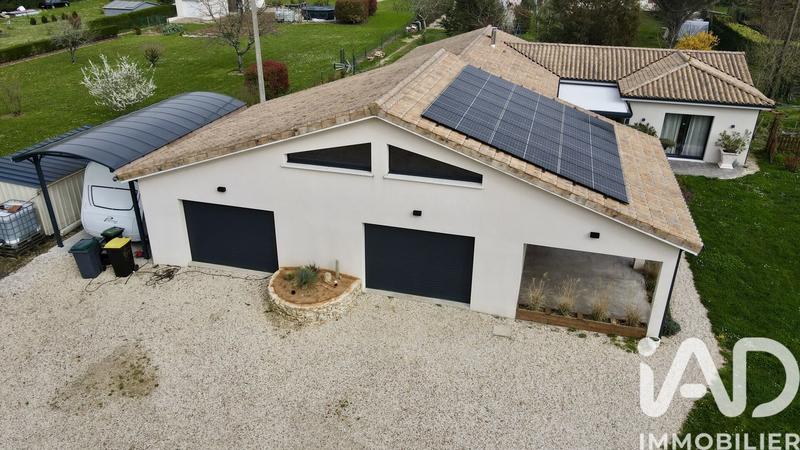 Maison - 158 m² - 7 pièces