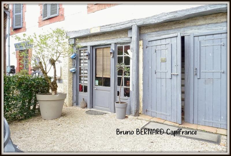 Maison - 315 m² - 11 pièces