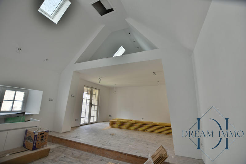 Maison ancienne - 268 m² - 8 pièces