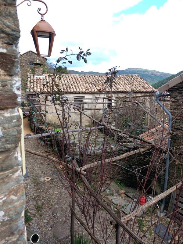 Maison de village - 60 m² - 2 pièces