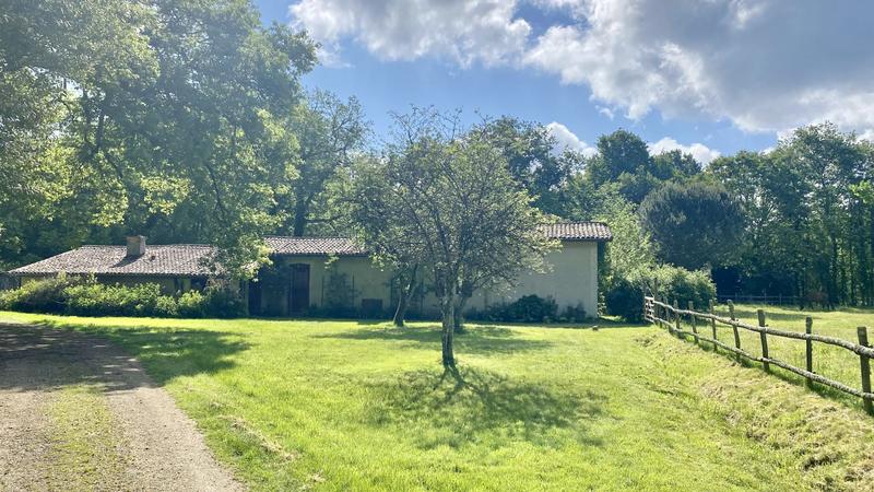 Maison - 350 m² - 7 pièces