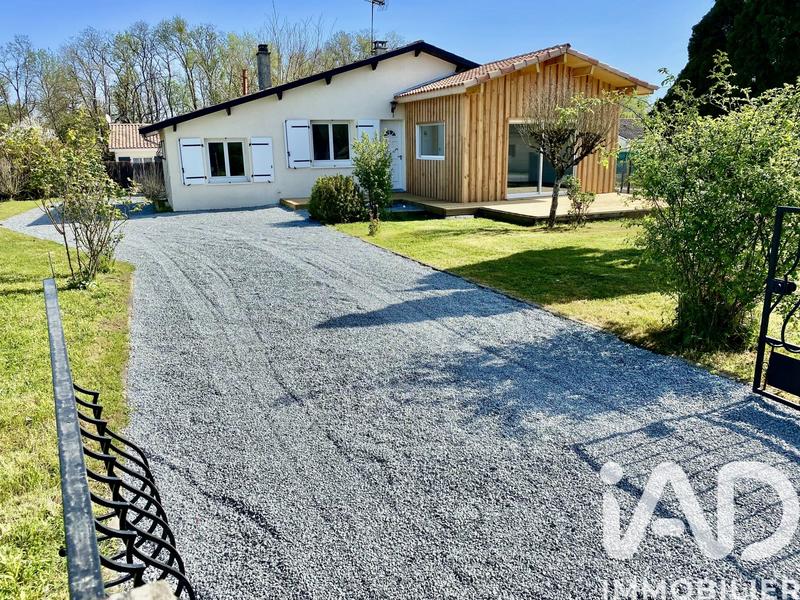 Maison - 102 m² - 4 pièces