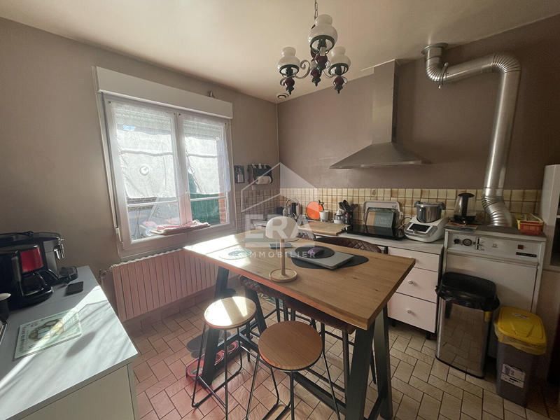 Maison - 93 m² - 4 pièces