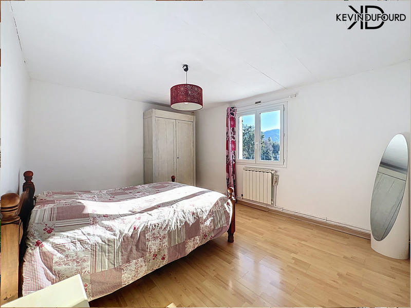 Maison - 135 m² - 7 pièces