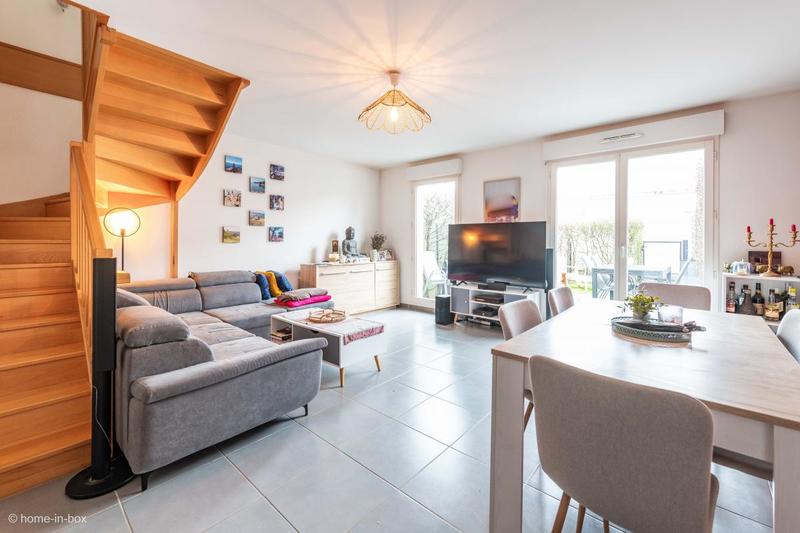 Maison - 84 m² - 4 pièces