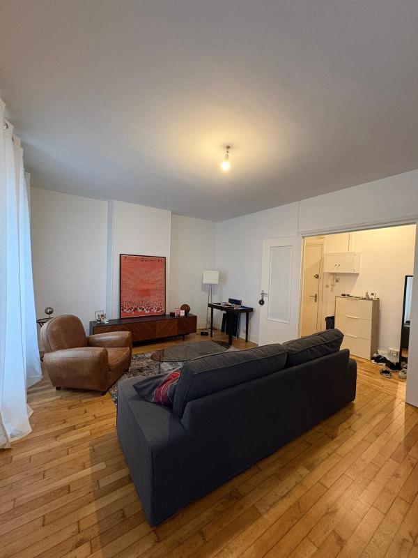 Appartement - 72 m² - 3 pièces