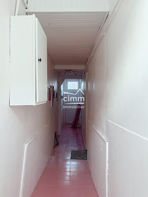 Maison traditionnelle - 159 m² - 4 pièces