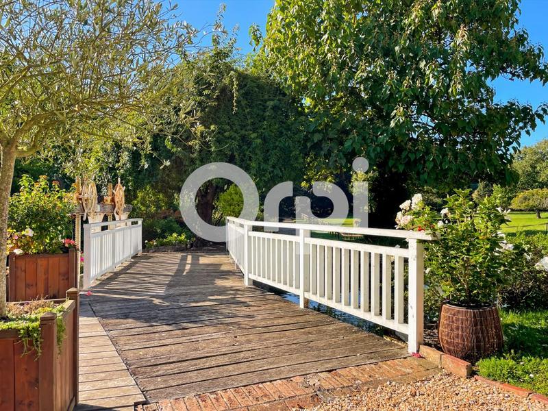 Moulin - 550 m² - 7 pièces