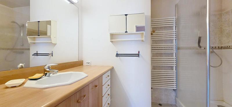 Maison - 188 m² - 8 pièces