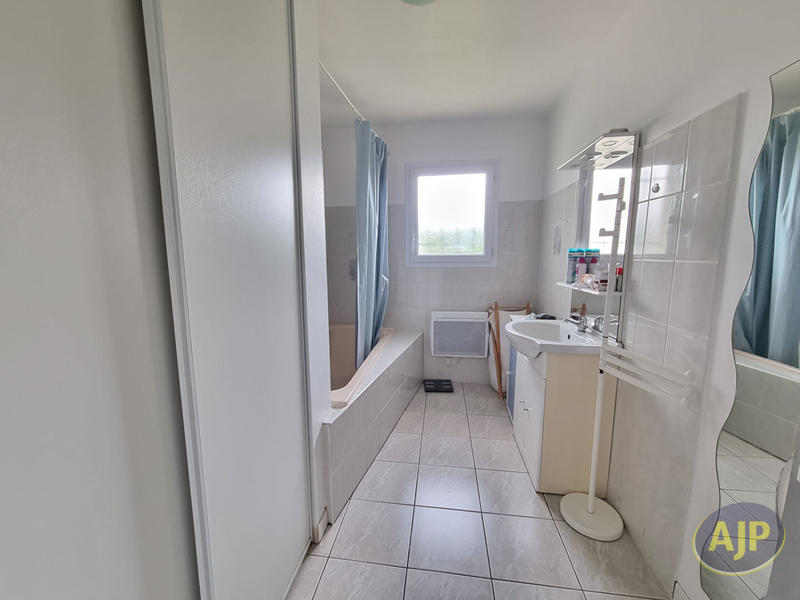 Maison - 81 m² - 4 pièces