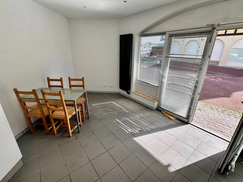 Studio - 23 m² - 1 pièce