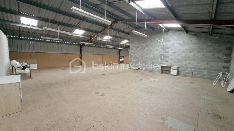 Local commercial - 650 m² - 10 pièces