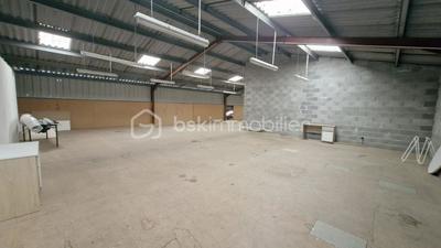 Local commercial - 650 m² - 10 pièces