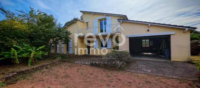 Maison - 127 m² - 5 pièces