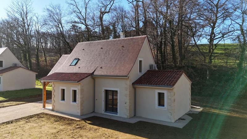 Maison - 100 m² - 5 pièces