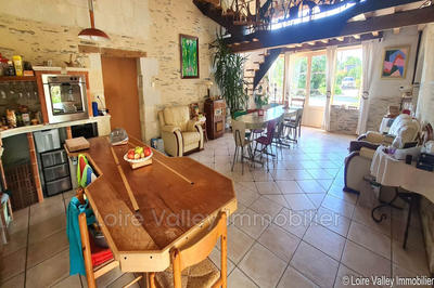 Maison - 246 m² - 10 pièces