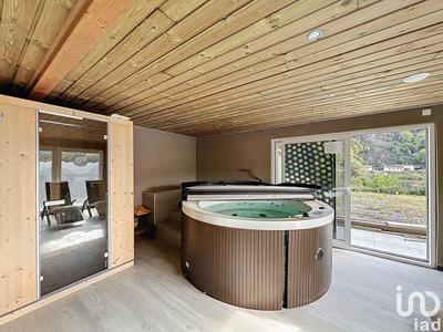 Local commercial - 1 100 m²