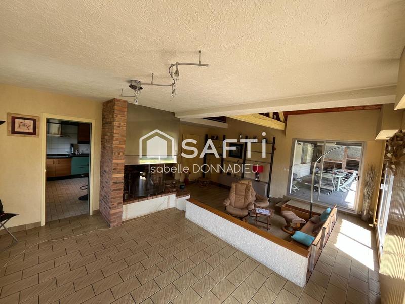 Maison - 298 m² - 10 pièces