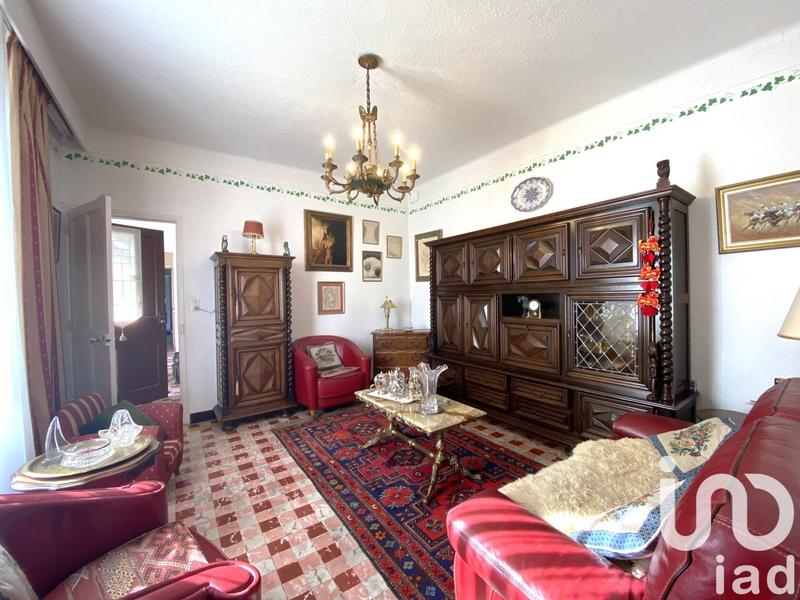 Maison - 212 m² - 8 pièces