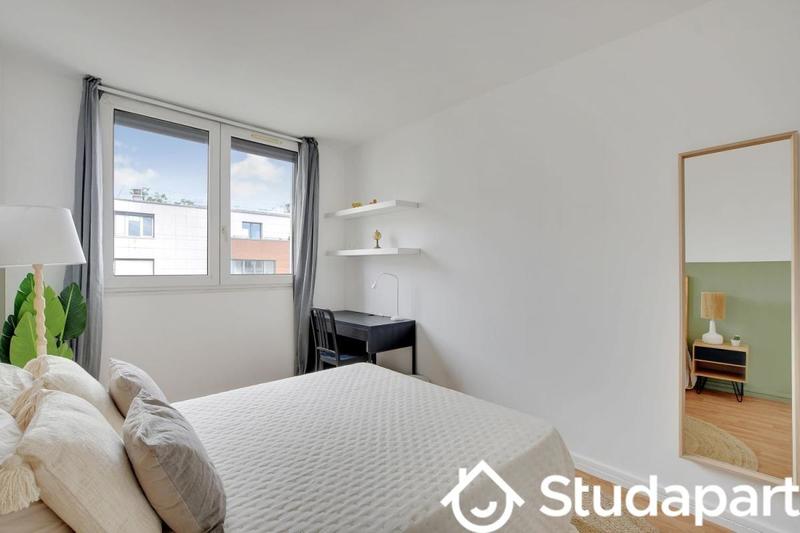 Chambre - 10 m² - 1 pièce