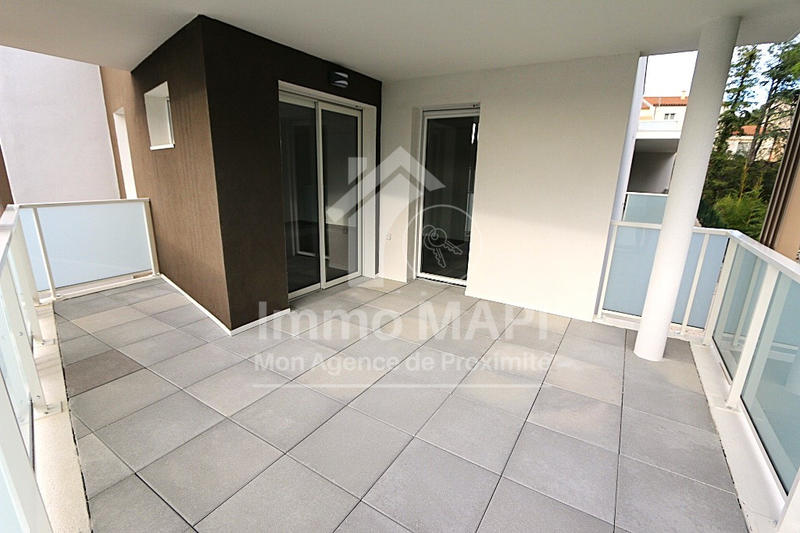 Appartement - 65 m² - 3 pièces