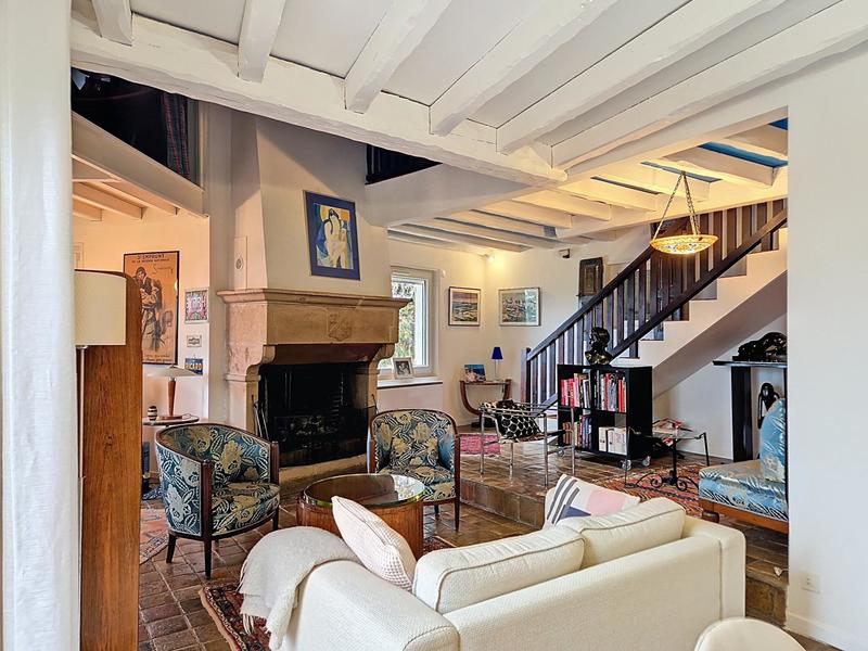 Maison - 152 m² - 6 pièces