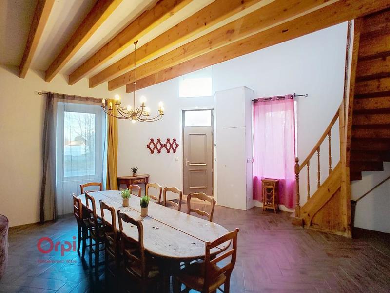 Maison - 180 m² - 5 pièces