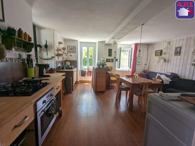 Maison - 171 m² - 5 pièces