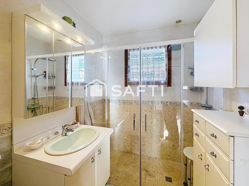 Maison de village - 90 m² - 4 pièces